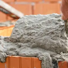 Ile schnie zaprawa murarska? Sprawdź czasy schnięcia i porady